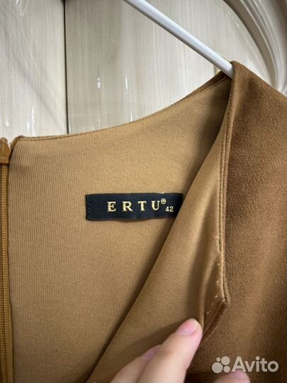 Женское платье 48