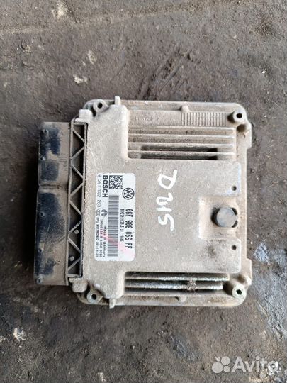 Блок управления двигателем Jetta 5 Golf 5 2.0 BVY