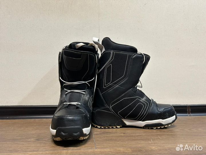 Сноубордические ботинки 42 размер