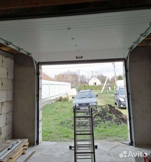 Ворота гаражные секционные 2600*2150