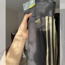 Новые спортивные штаны adidas