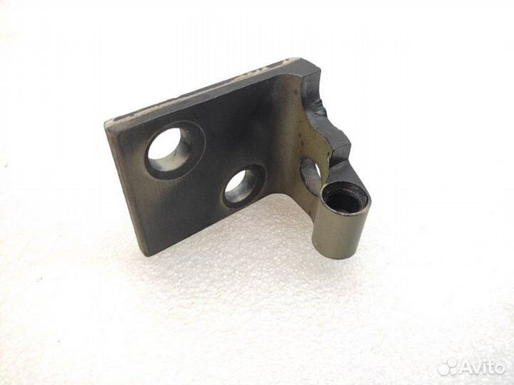 Петля двери передняя левая Bmw X5 E53 2005