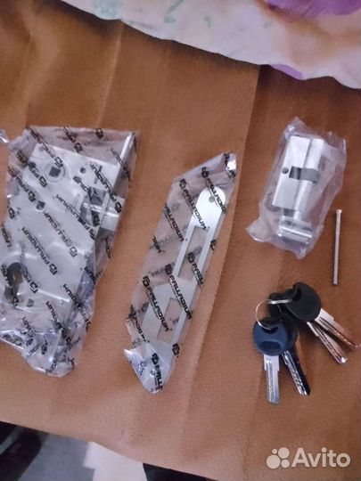 Замок для межкомнатной двери