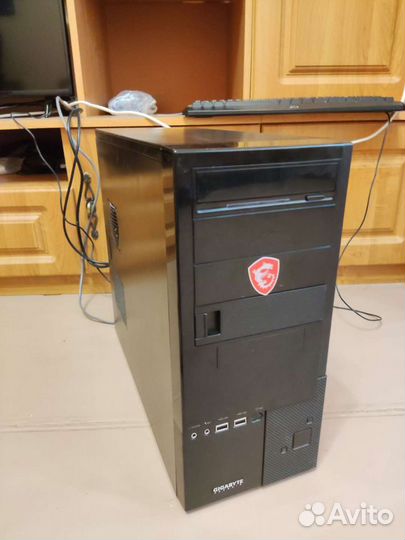 Компьютер