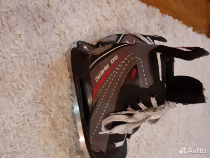 Коньки хоккейные