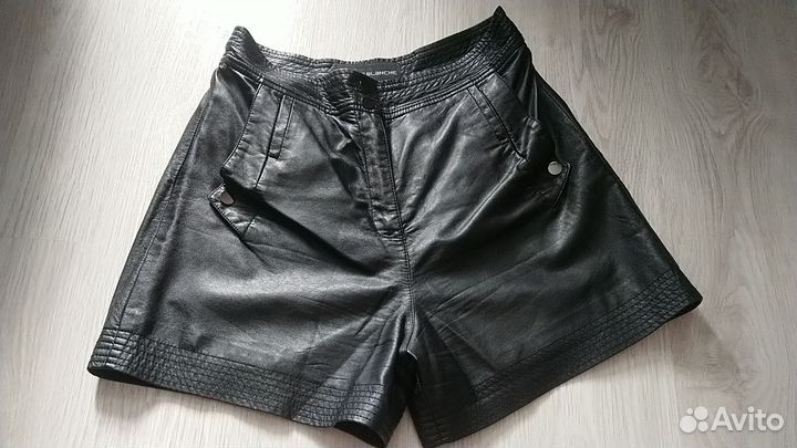 Шорты кожзам 44-46 размер