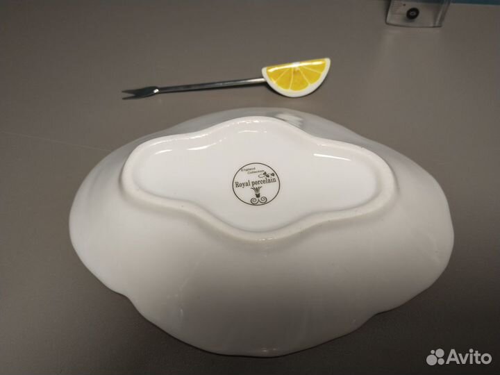 Лимонница с вилкой, тарелка фарфор керамика клеймо