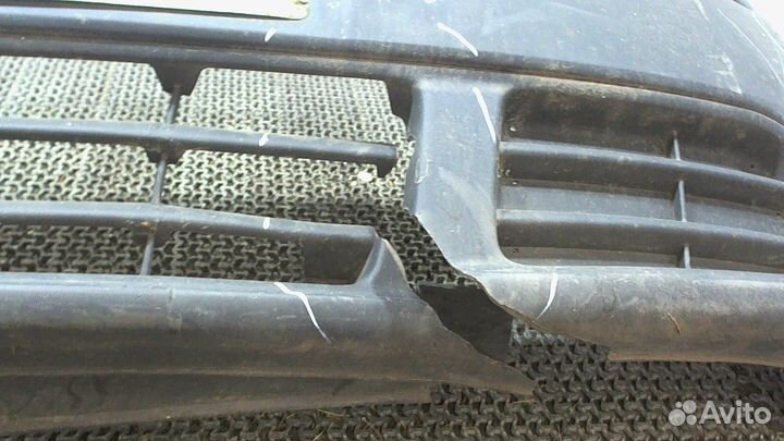 Бампер Opel Vivaro, 2005