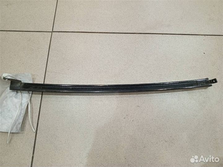 Направляющая стекла двери задней правой Mitsubish