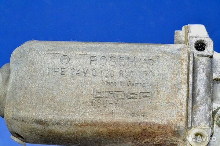 Моторчик стеклоподъёмника, правый volvo F16 (01.87-12.94)