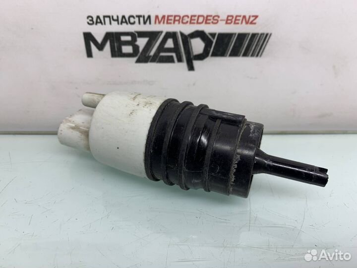 Насос омывателя лобового стекла Mercedes W205 C
