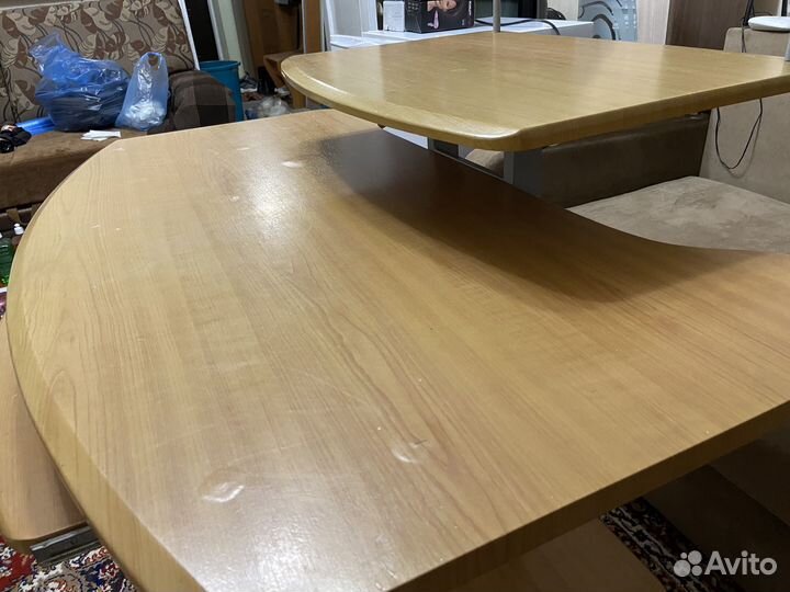 Компьютерный стол