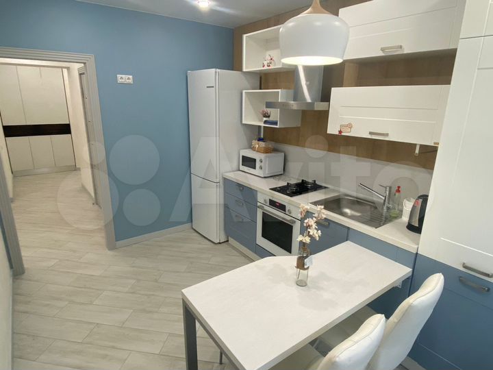 2-к. квартира, 49 м², 1/9 эт.