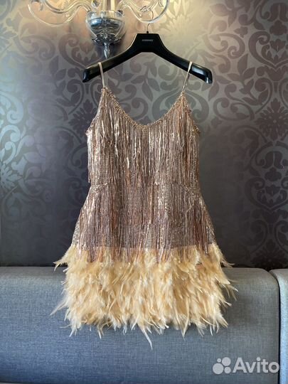 Нарядное женское платье 44 46