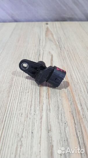 Датчик распредвала Kia sorento XM