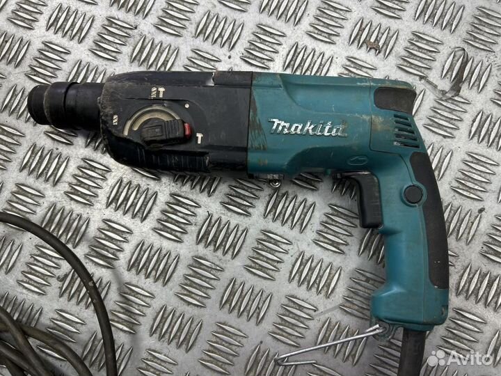 Перфоратор Makita HR2450