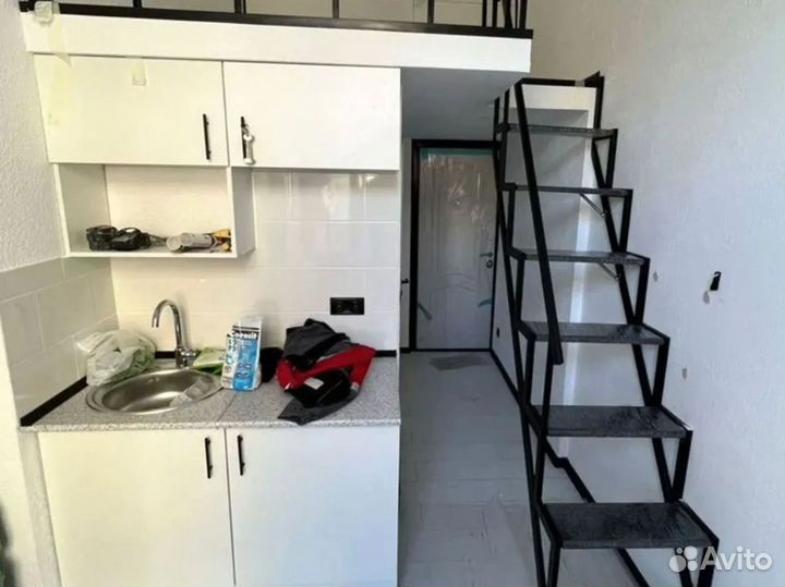 Лестница на антресольный этаж