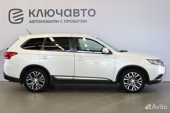 Mitsubishi Outlander 2.0 CVT, 2016, 170 677 км