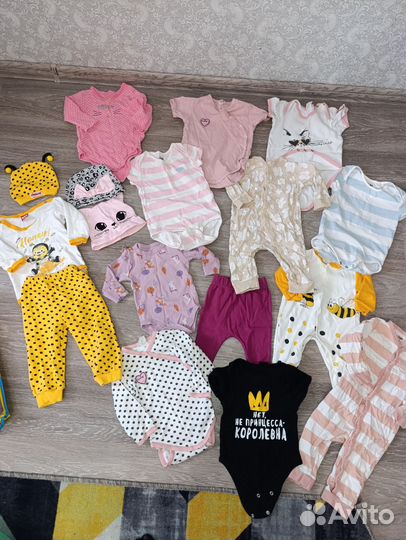 Пакет вещей на девочку 68-74 + пинетки