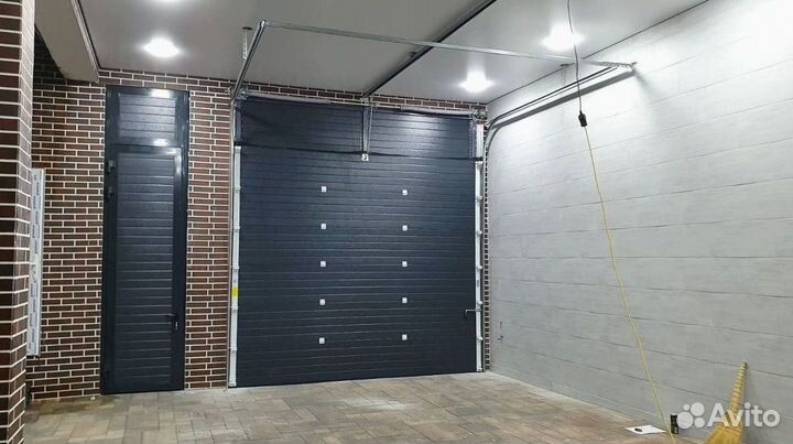 Ворота гаражные секционные автоматические
