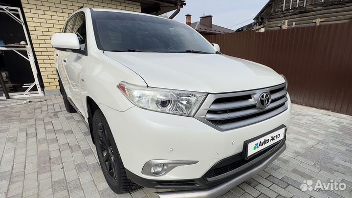 Toyota Highlander 3.5 AT, 2012, 235 193 км