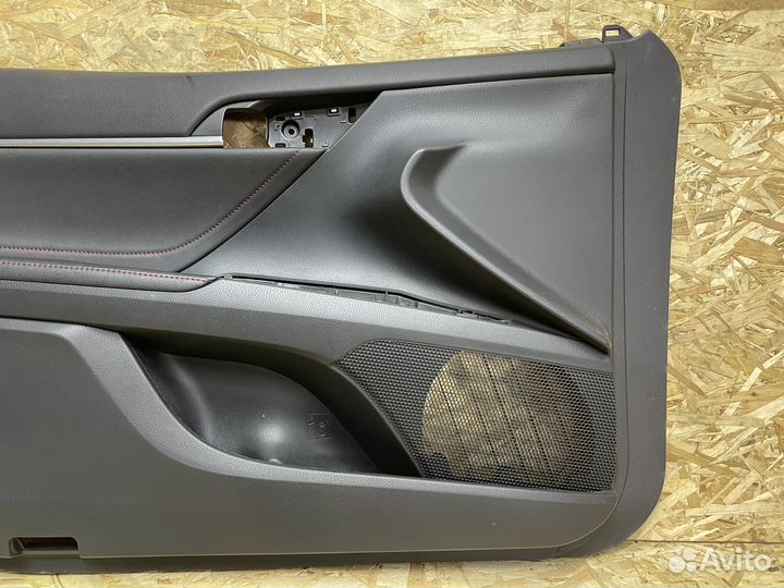 Обшивка двери передней левой GR-Sport Toyota Camry