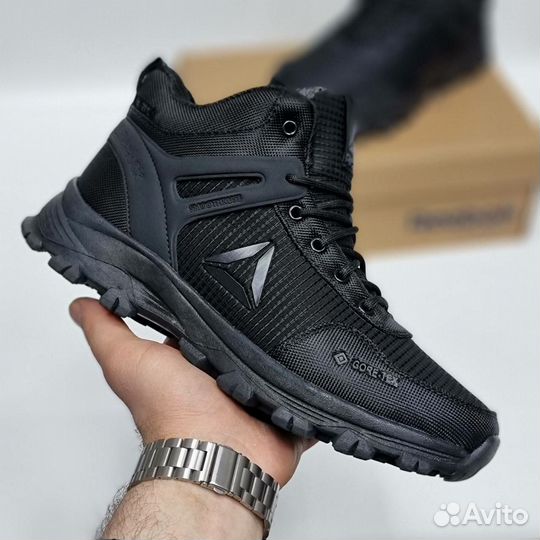 Кроссовки мужские Reebok зимние 41-46