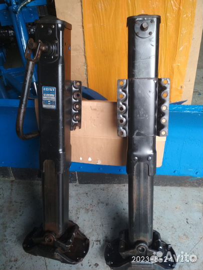 Лапы на полуприцеп фирмы jost