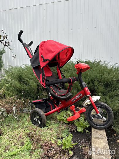 Детский велосипед трехколесный с ручкой