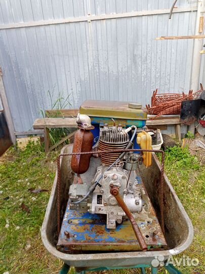 Бензогенератор