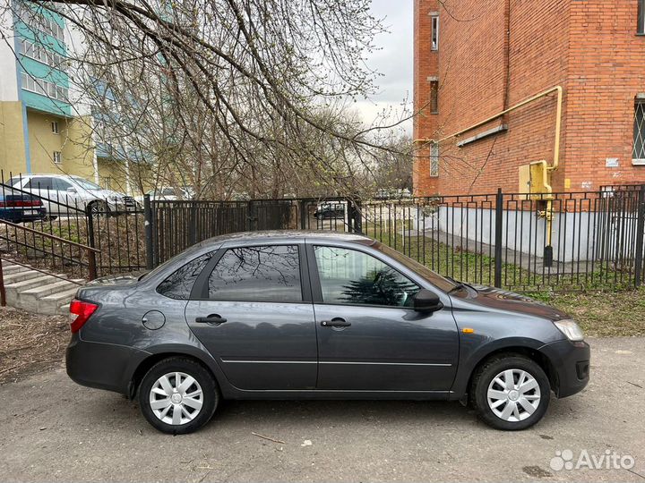 LADA Granta 1.6 МТ, 2017, 63 000 км