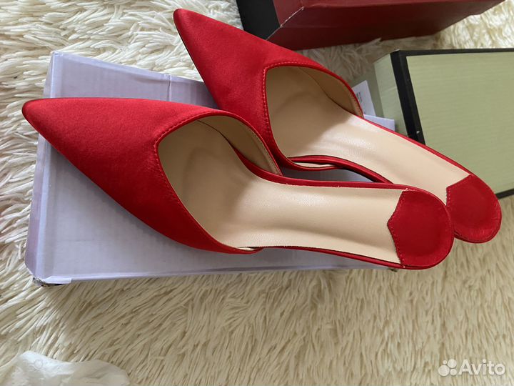 Обувь женская 38 размер