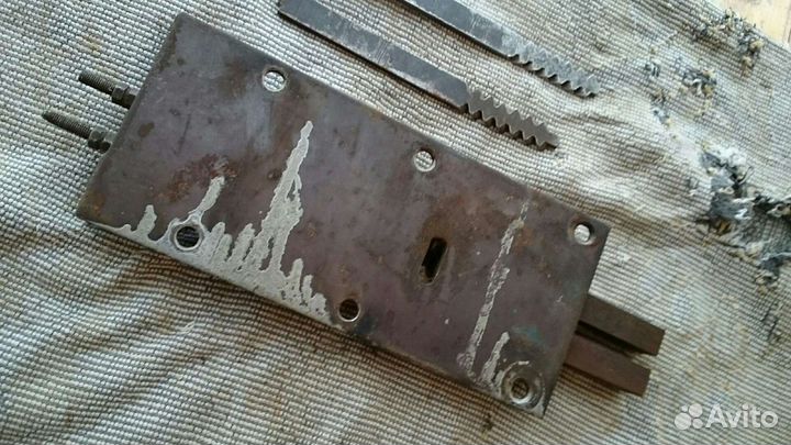 Замок гаражный