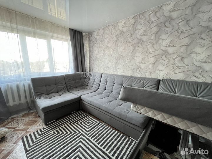 Большой угловой диван бу