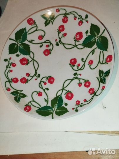 Тарелка Лфз Клубнички