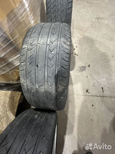 ONYX NY-901 235/45 R17