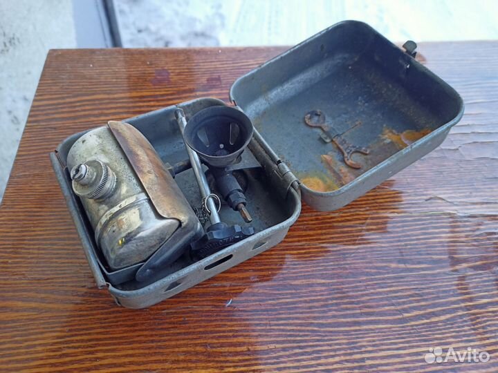 Туристический бензиновый примус