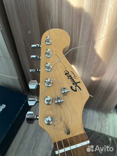 Kurt Cobain Vandalism Стратокастер