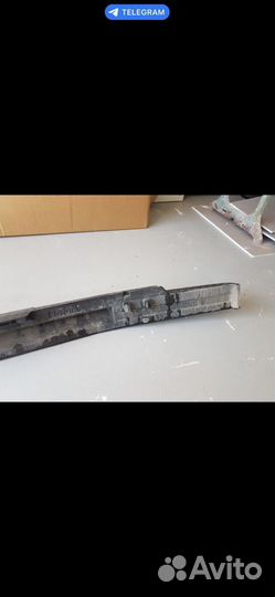 Накладка на передний усилитель бампера