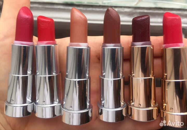 Губная помада Ив Роше