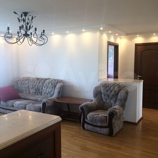 3-к. квартира, 70 м², 5/10 эт.