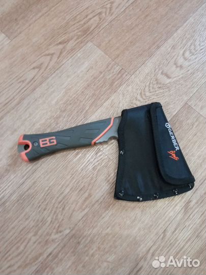 Топорик туристический