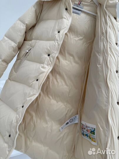 Пуховик женский зимний с капюшоном SML