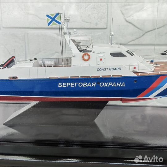 Модель катера