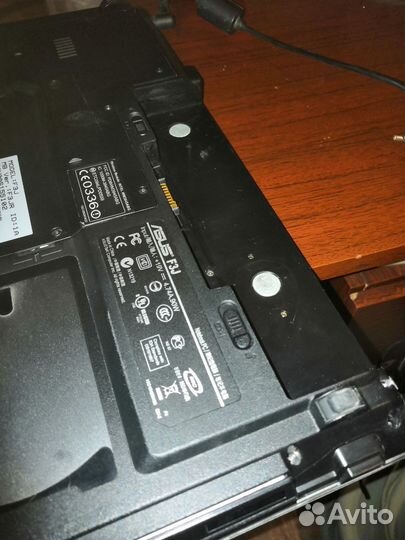Ноутбук asus