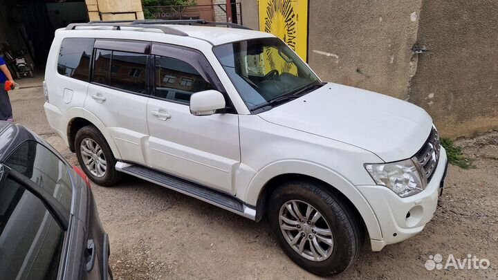 Багажник на крышу Mitsubishi Pajero, Lux Hunter