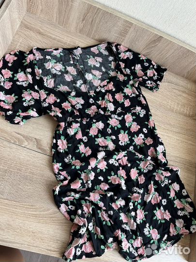 Вещи женские 46-48