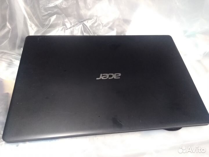 Acer Extensa 15 EX215-52-54NE
