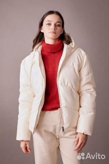 Водонепроницаемый пуховик новый 42 размер