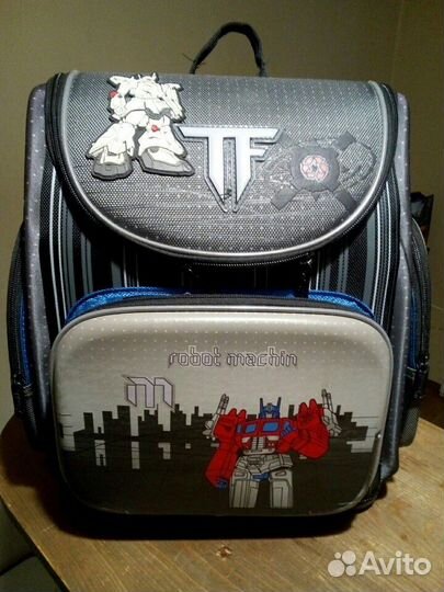 Школьный рюкзак